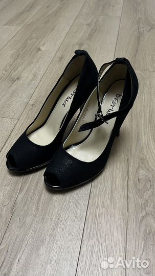 Туфли черные классические на высоком каблуке