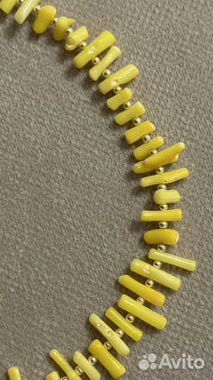 Украшение из коралла