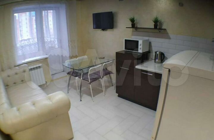 2-к. квартира, 56 м², 5/10 эт.