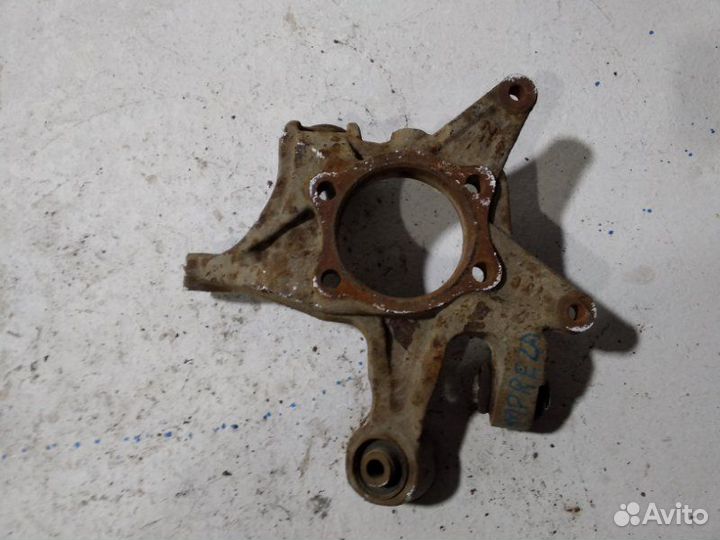 Кулак поворотный задний левый Subaru Impreza G12