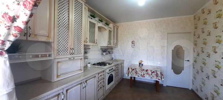 2-к. квартира, 60 м², 2/3 эт.