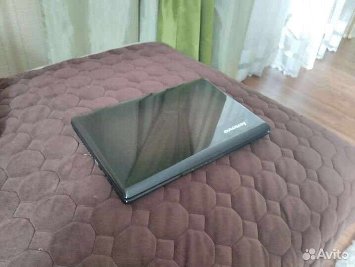 Хороший новый ноутбук Lenovo IdeaPad Z470