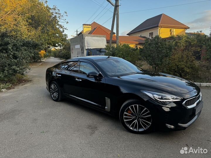 Kia Stinger 2.0 AT, 2018, 162 000 км