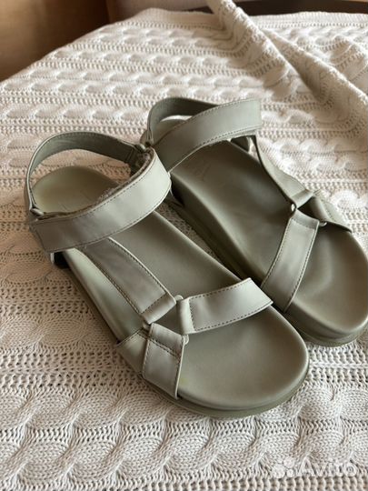 Сандалии zara 38