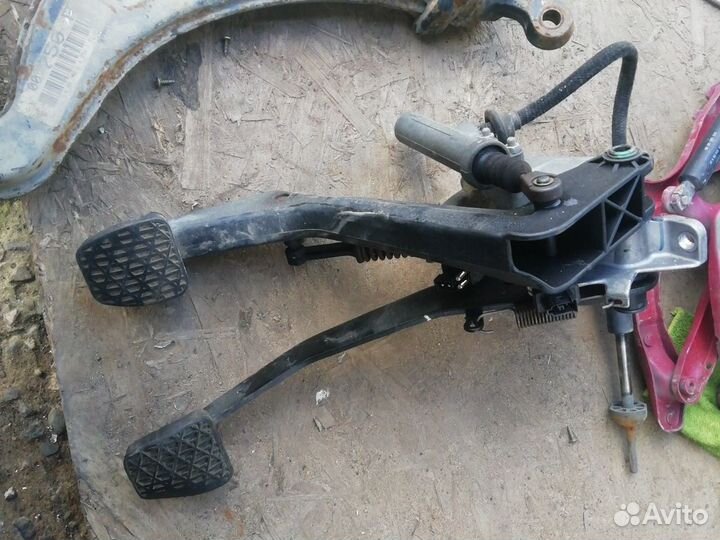 Педальный узел мерседес Mercedes w202