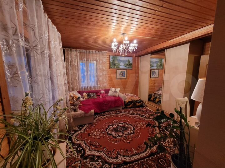 Дом 173 м² на участке 16 сот.