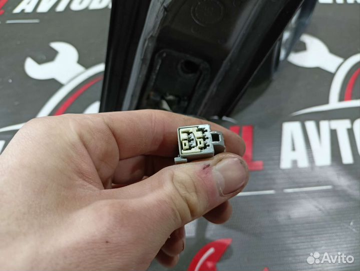 Зеркало боковое правое ford focus 2 дорестайлинг