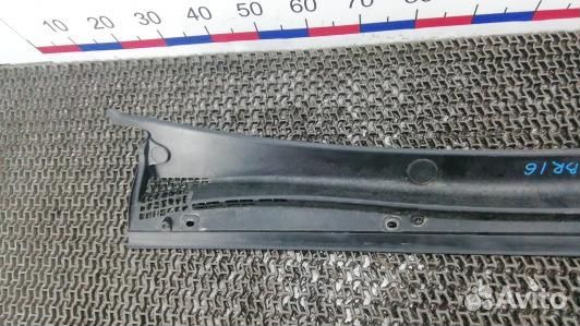 Накладка декоративная (жабо, дождевик) citroen C5