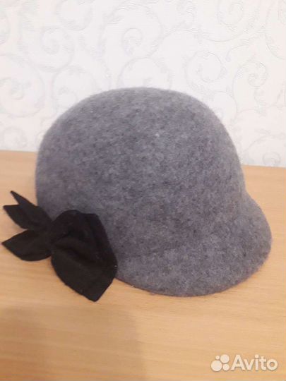 Стильная драповая кепочка на девочку