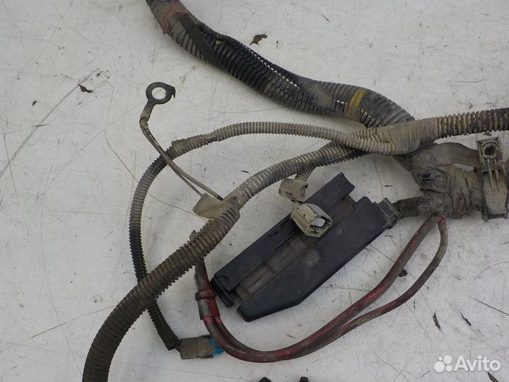 Проводка моторного отсека Renault Sandero 2009