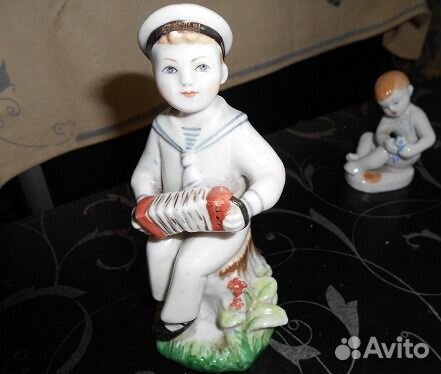 Статуэтки СССР ребенок с рыбкой фарфор