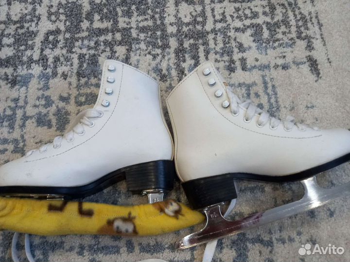 Коньки фигурные р 34