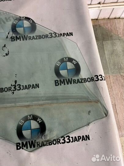 Стекло боковое переднее правое Bmw E87 хэтчбэк