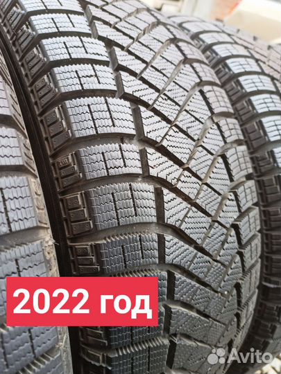 Pirelli Ice Zero FR SUV 215/65 R16