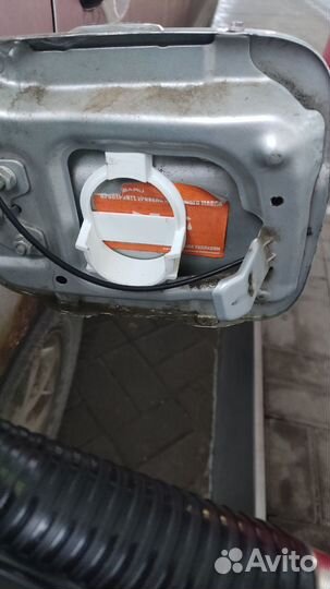 Держатель крышки бензобака Forester sg