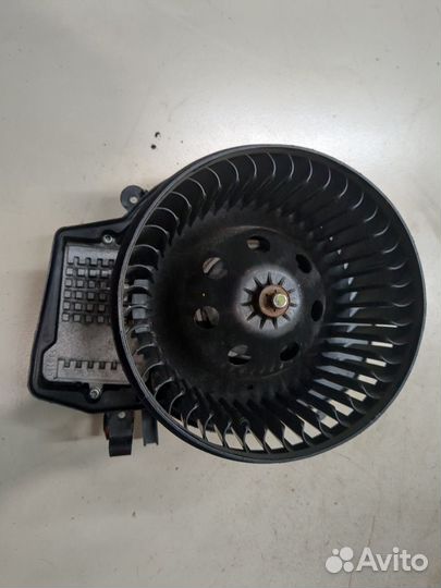 Двигатель отопителя Mercedes C W203, 2003