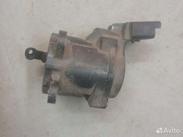 Датчик положения заслонки Land Rover Discovery III