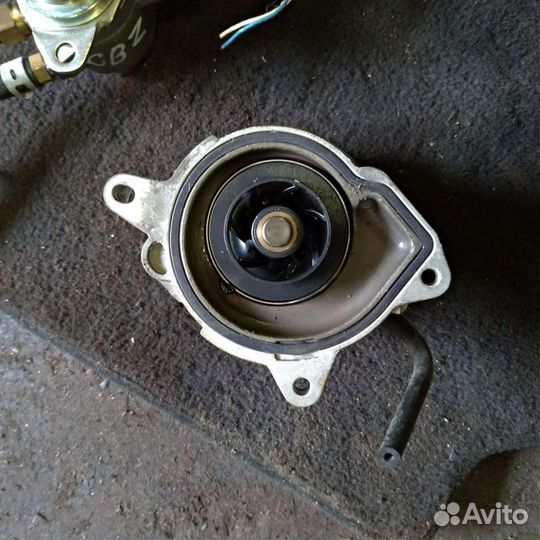 Водяной насос Ауди 03F121031A