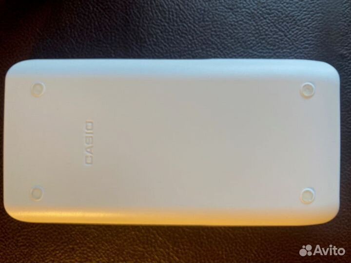 Цветной графический 3D калькулятор Casio FX-GG50