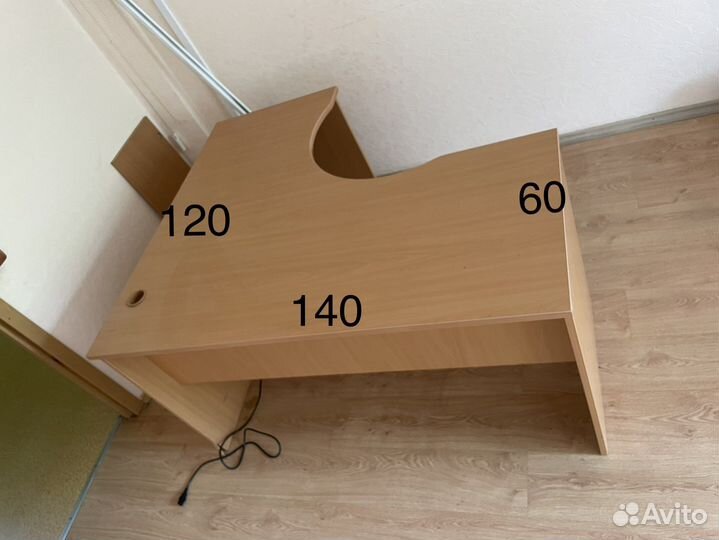 Стол угловой компьютерный