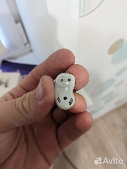 Samsung Galaxy Buds Live Беспроводные наушники