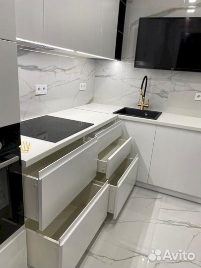 Кухонный гарнитур, кухня на заказ, кухни из Мдф