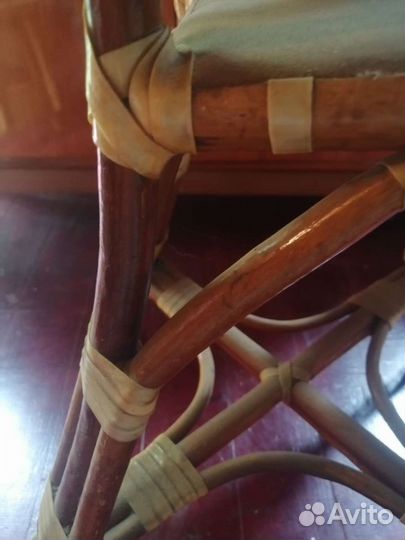 Стул старинный из ротанга бу