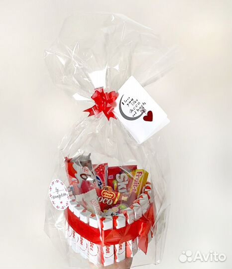 Сладкий подарок для школьника