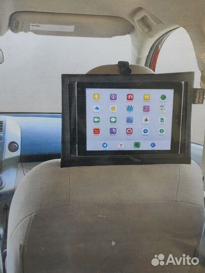 Держатель для планшета в машину