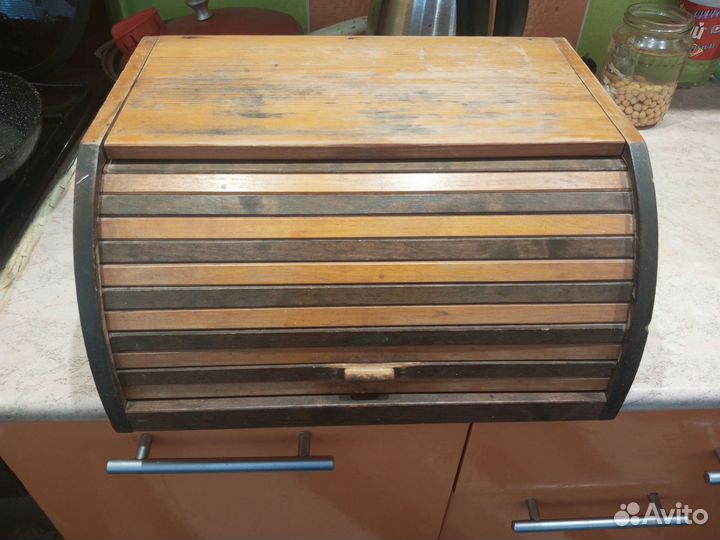 Хлебница деревянная