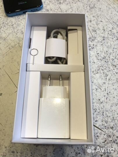 Xiaomi Redmi 10, 4/64 ГБ