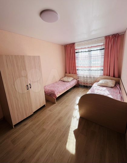 2-к. квартира, 50 м², 1/10 эт.