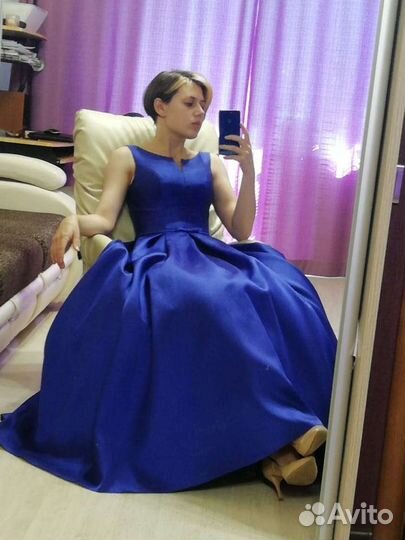 Вечернее платье