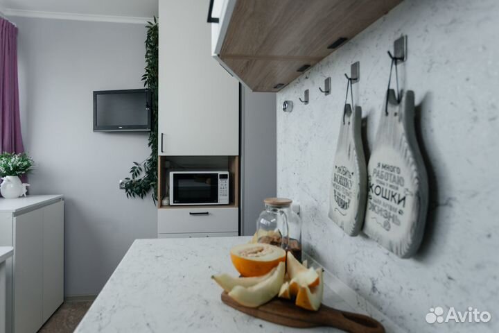 Прямая кухня «Луис» + духовка в подарок