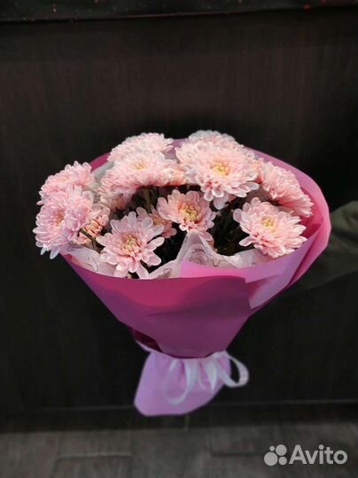 Букет из ярких разноцветных хризантем с доставкой