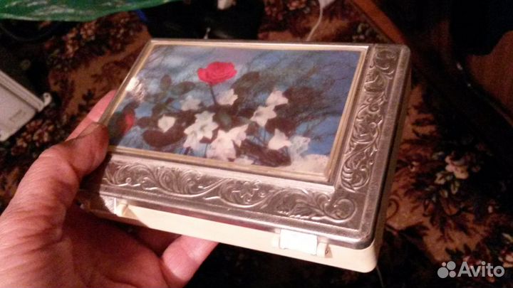 Семь разных шкатулок