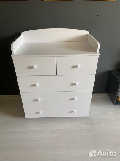 Комод пеленальный белый на колесиках