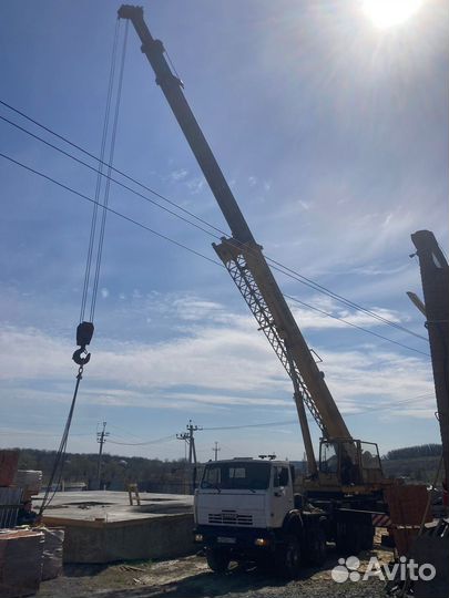 Аренда и услуги автокрана, 32 т, 30 м, с гуськом 10 м