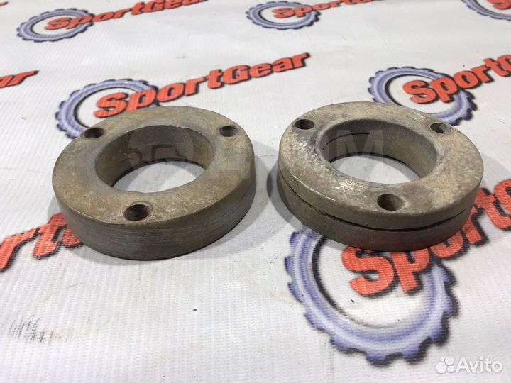 Проставки пружины передние Toyota Land Cruiser