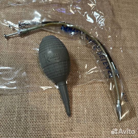 Груша для фототехники с кабелями Pentax,Япония