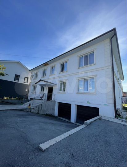 2-к. квартира, 65 м², 2/2 эт.