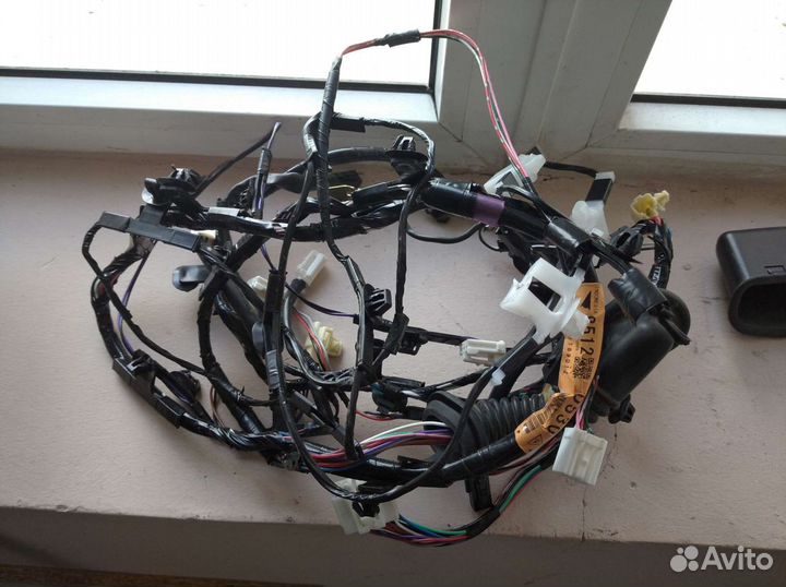 Проводка двери Mitsubishi Outlander 3