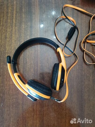 Наушники проводные с микрофоном