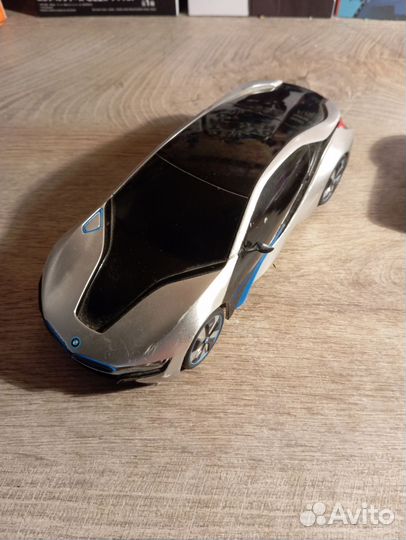Машина на радиоуправлении bmw i8