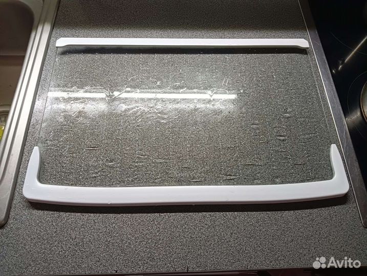 Полка стеклянная для холодильника Samsung