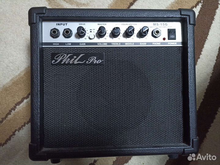 Электрогитара ashtone + комбик Phil pro ms-15g