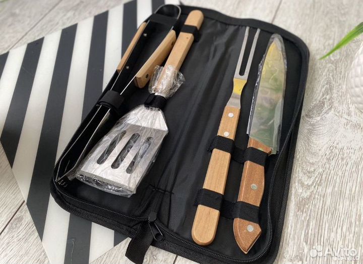 Набор для гриля и барбекю в кейсе новый