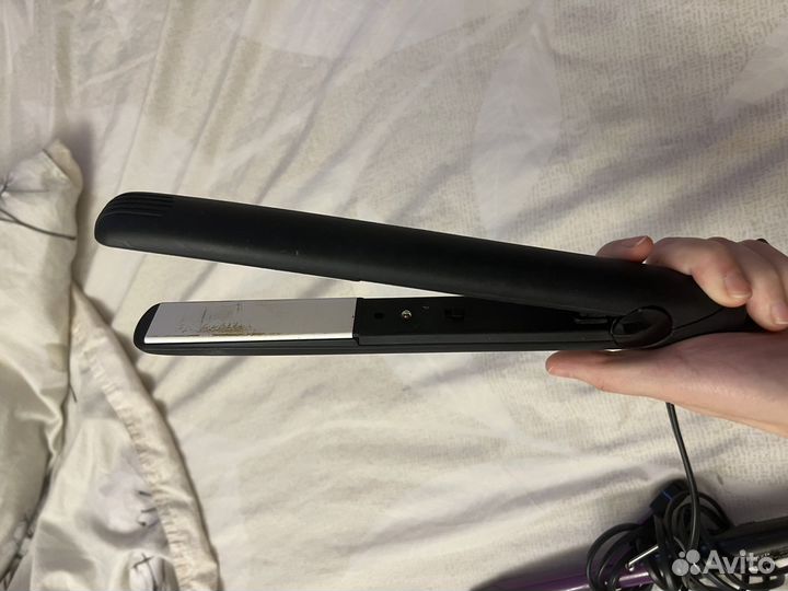 Плойка для волос и выпрямитель