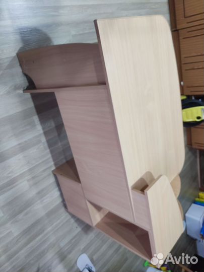 Стол письменный (компьтерный )