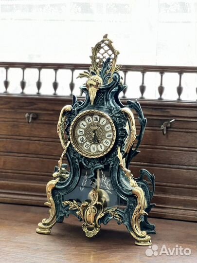 Старинные каминные часы. Франция, прошлый век